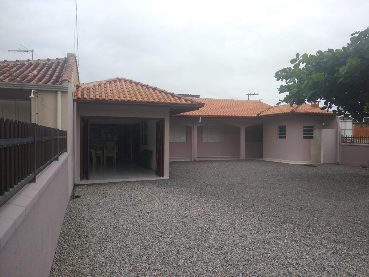 Villa Casa Ampla A 50Metros Do Mar Balneário Barra do Sul Exterior foto